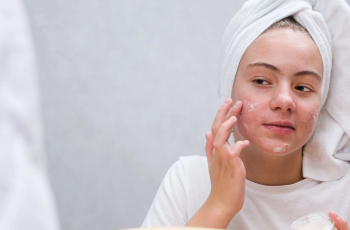 Clearer, Brighter Skin: Treating Uneven Tone Naturally Clearer, Brighter Skin: Treating Uneven Tone Naturally