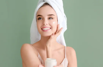 Aging Skin Demystified: Wrinkle-Prone Types and Personalized Anti-Aging Care