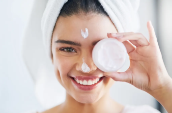 Essential Steps to Build Effective Morning and Evening Skincare Routines