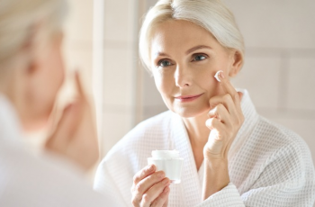 How to Prevent Wrinkles Early for Smooth, Youthful Skin How to Prevent Wrinkles Early for Smooth, Youthful Skin