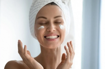 How to Adjust Your Skincare Routine for Summer by Skin Type