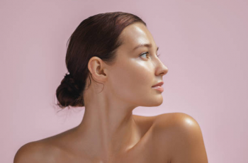 Do You Rinse After Sheet Masks? Skincare Experts Say No