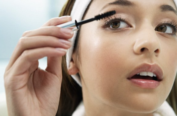 Makeup Expiration Dates: When to Toss Your Products