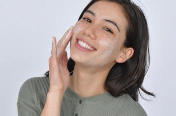 Endocrine Disruptors in Skincare: What You Should Know Endocrine Disruptors in Skincare: What You Should Know