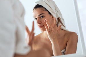 Baking Soda and Acne: Dermatologists Explain the Risks