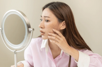 Sensitive Skin Solutions: How to Beat Spring Allergies Naturally Sensitive Skin Solutions: How to Beat Spring Allergies Naturally