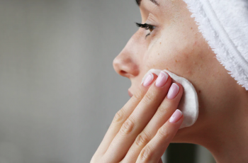 How to Use Lactic Acid and Niacinamide in Skincare