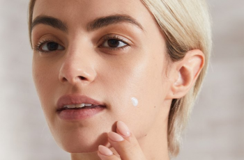 Mastering Salicylic Acid Powder for Clearer, Smoother Skin at Home