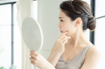 Four Acne Myths Exposed: What Truly Works for Clear Skin