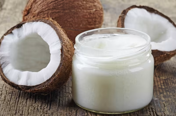 Understanding Coconut Oil’s Skin Benefits and How to Use It